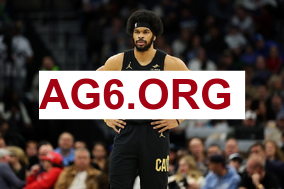 拜仁官方：阿方索·戴维斯右腿肌肉撕裂，将暂时缺席比赛